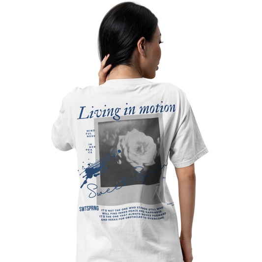 LIVING IN MOTION Oversized Shirt