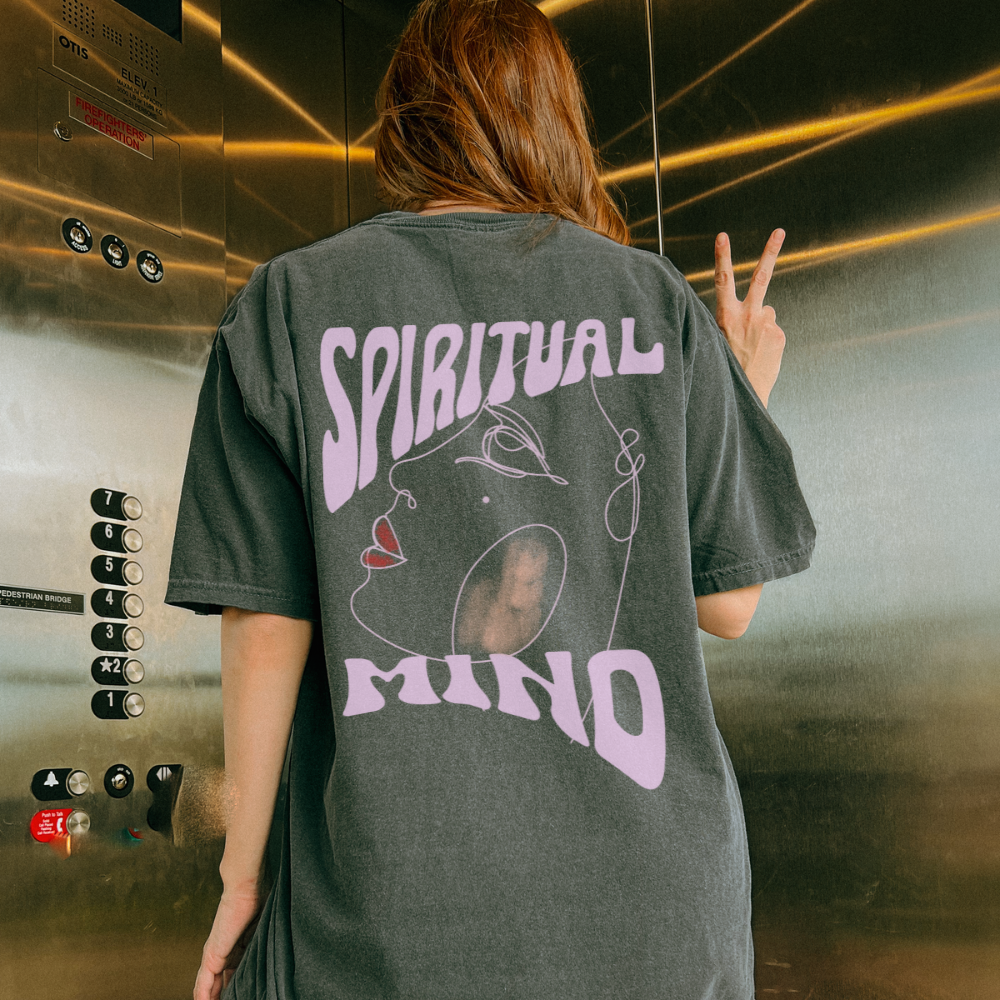 SPIRITUAL MIND Oversized Shirt