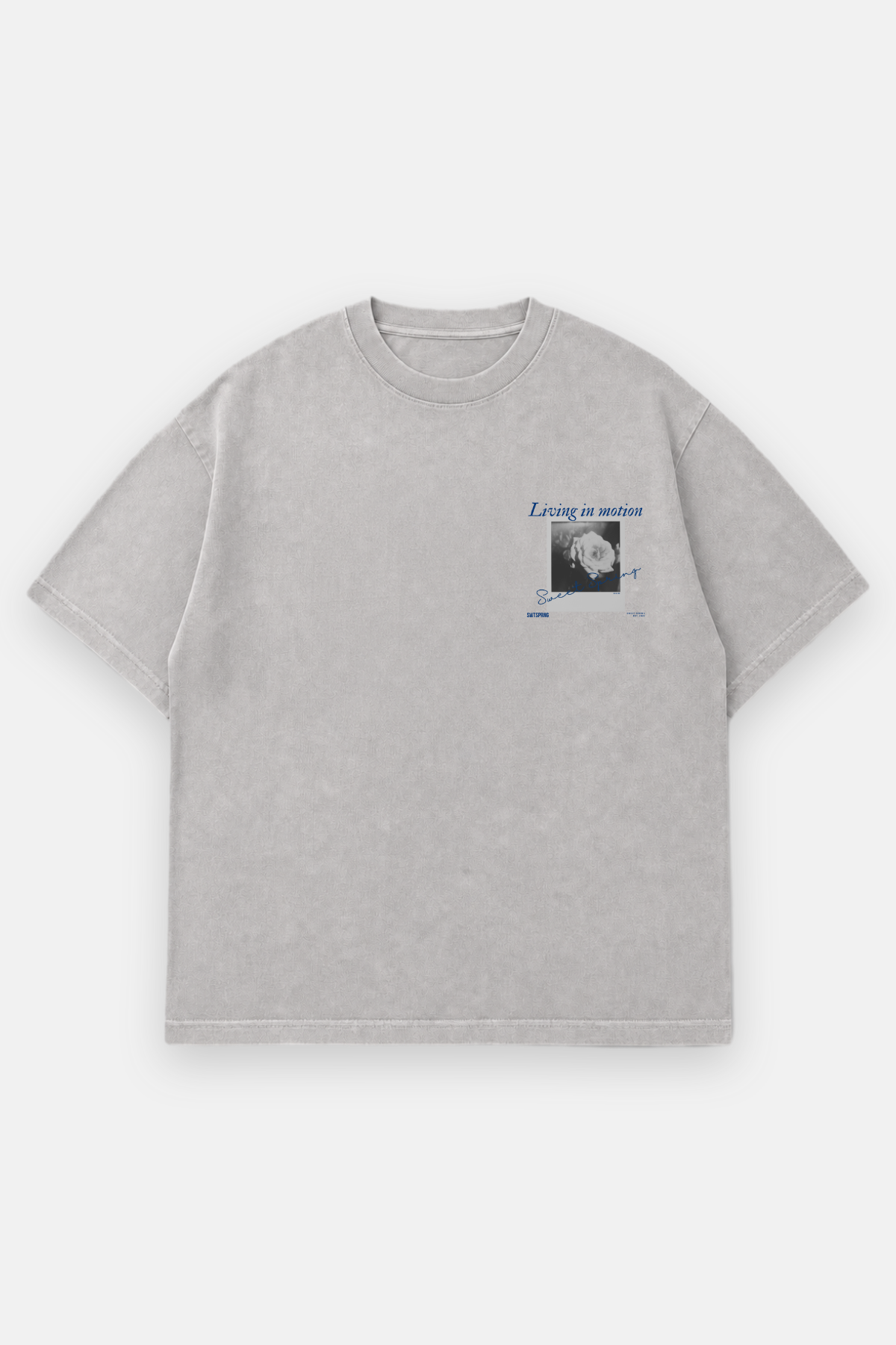 LIVING IN MOTION Oversized Shirt