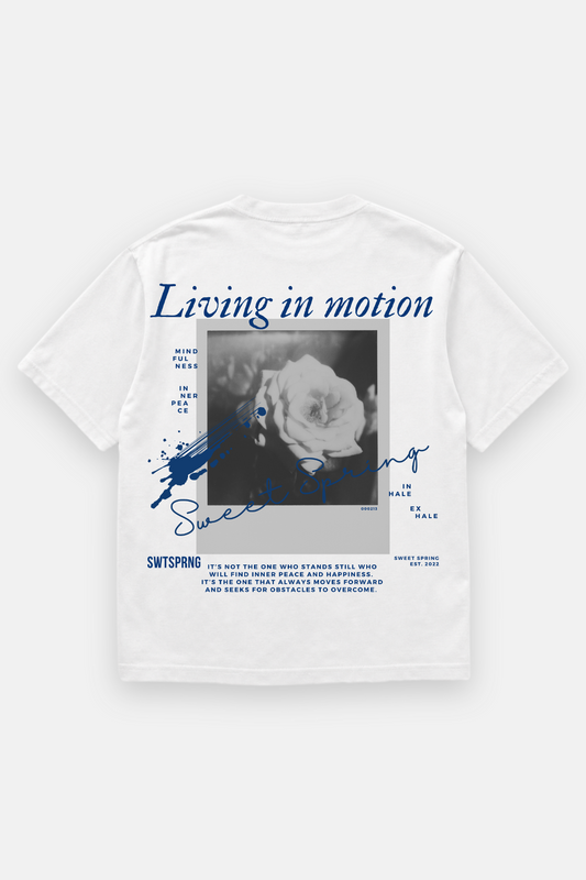 LIVING IN MOTION Oversized Shirt